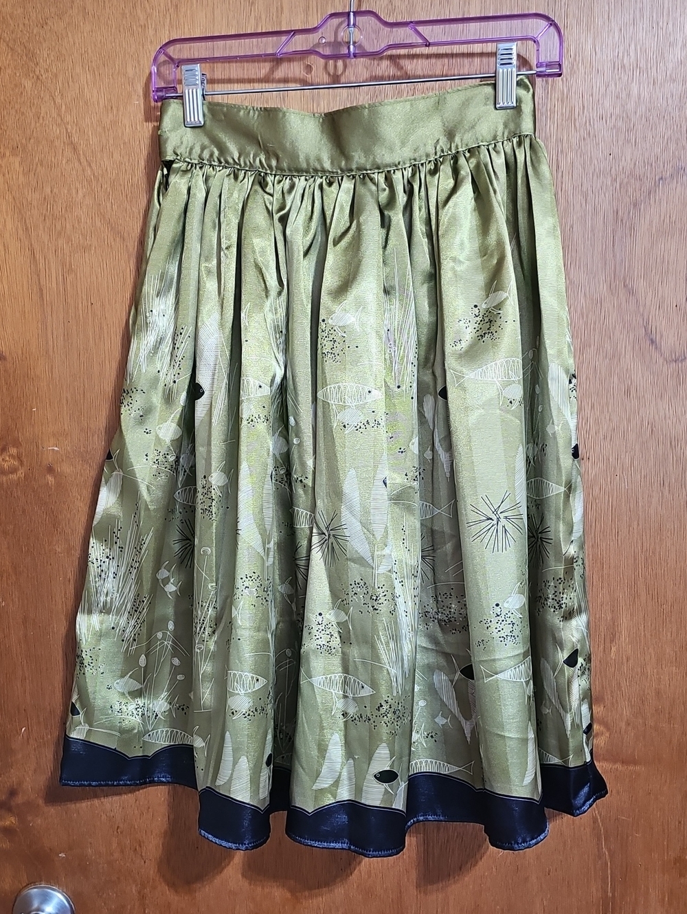 The Oblong BOX shop McM Olive Green Fish Print Swing Skirt